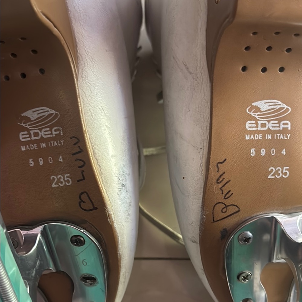 Edea White Ice Skates with Brown Accents - Picture 4 of 11